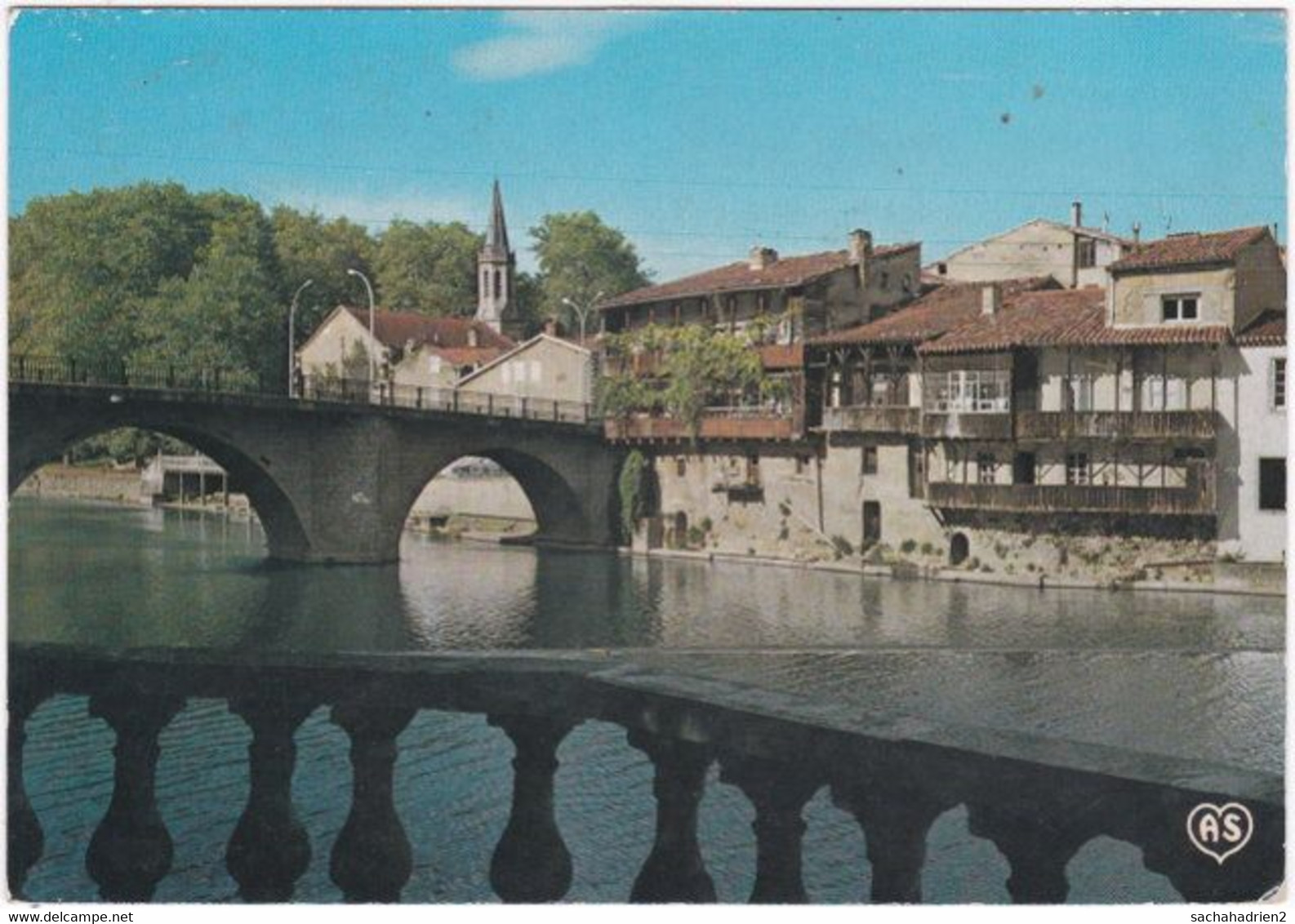 81. Gf. ROQUECOURBE. Les Vieux Quartiers Et L'Eglise. 106 - Roquecourbe