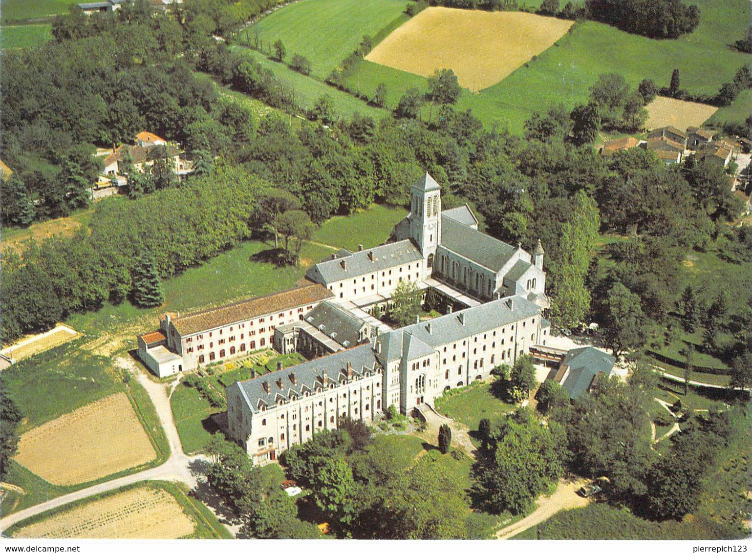 81 - Dourgne - Abbaye Saint Benoît D'En Calcat - Vue Aérienne - Dourgne