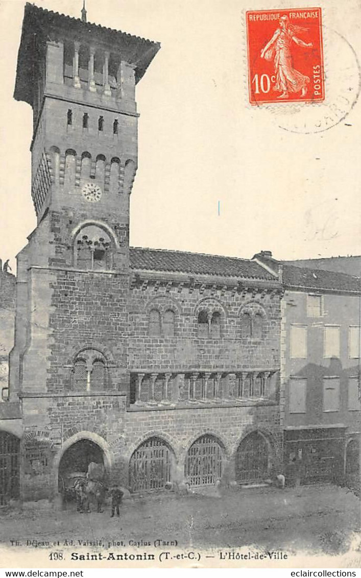 Saint Antonin Noble Val        82       Hôtel De Ville          ( Voir Scan) - Saint Antonin Noble Val