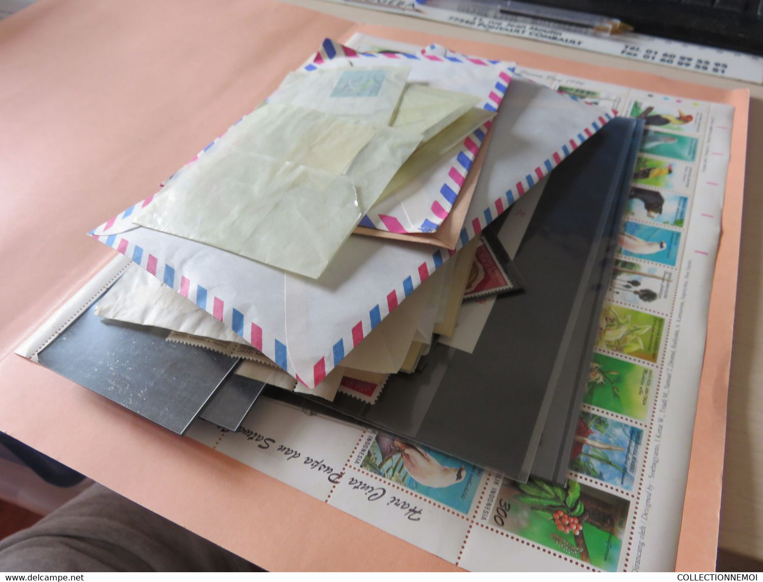 Un Lot De Timbres Neufs,,j'ai Pas Vraiment Ouvert Les Pochettes ,surtout Etranger ,pays Divers - Lots & Kiloware (mixtures) - Max. 999 Stamps