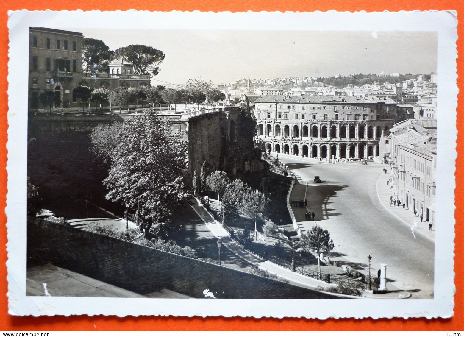 ITALIA , ROMA RUPE TARPEA E TEATRO MARCELLO , VG 1933 - Colosseum