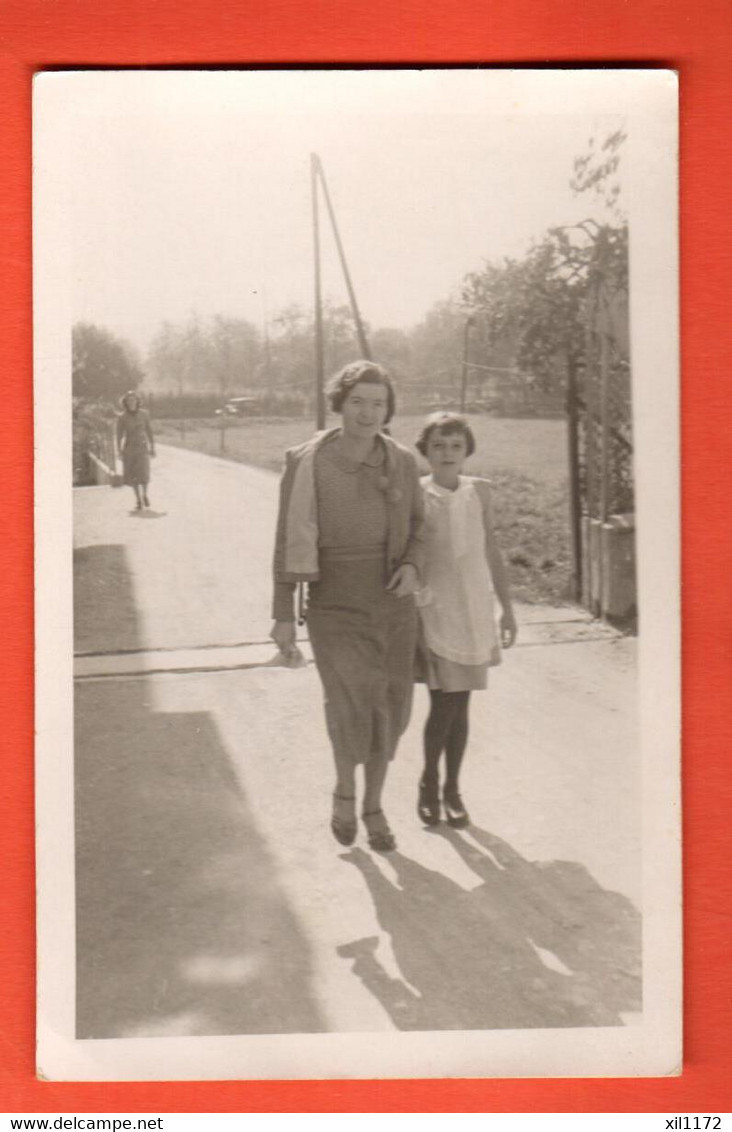 ZOD-07  Carte-Photo Mère Et Fille  Ecrite De Porrentruy Vers Les Breuleux En 1937 - Les Breuleux
