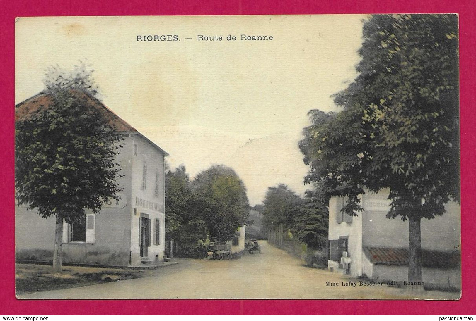 CPA Riorges - Route De Roanne - Riorges