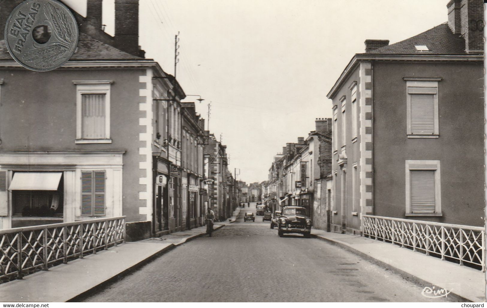 53 - Très Belle Carte Postale Semi Moderne De  Craon   Rue De La Libération - Craon