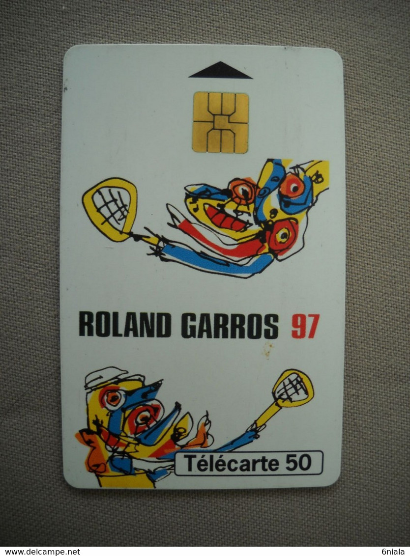 7047 Télécarte Collection Tennis ROLLAND GARROS Championnats De France 1997   ( Recto Verso)  Carte Téléphonique - Deportes