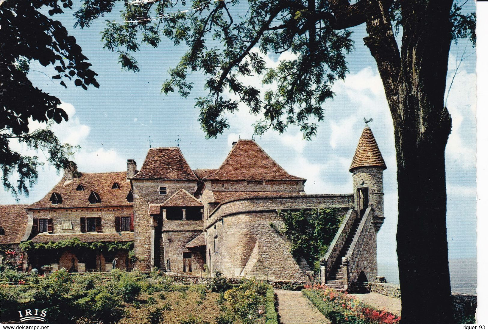 Lot2 Cp - LOUBRESAC - Vieux Manoir Gothique Dominant Les Vallées De La Bave Et De La Dordogne - Le Jardin - Autres & Non Classés