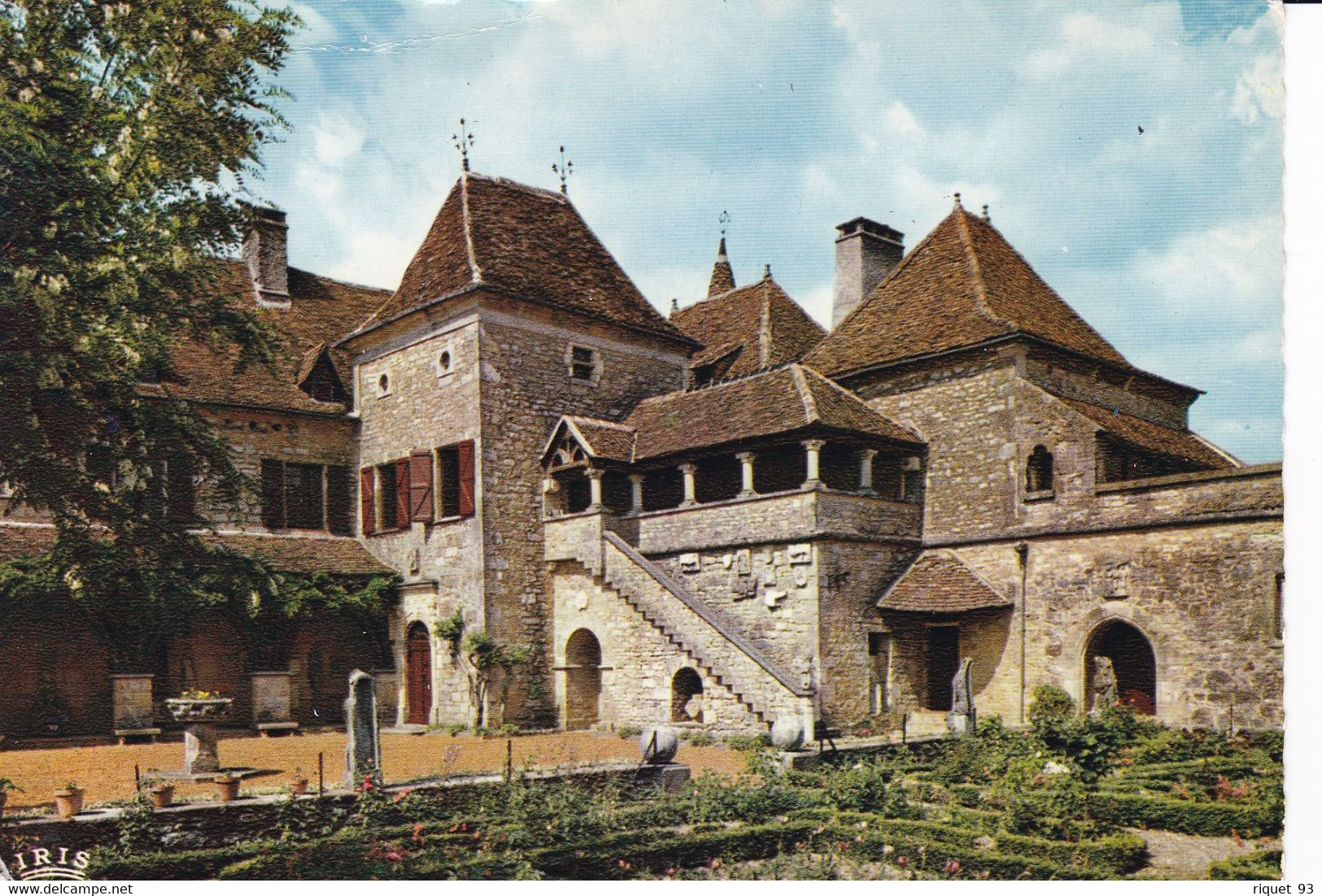 Lot2 Cp - LOUBRESAC - Vieux Manoir Gothique Dominant Les Vallées De La Bave Et De La Dordogne - Le Jardin - Sonstige & Ohne Zuordnung