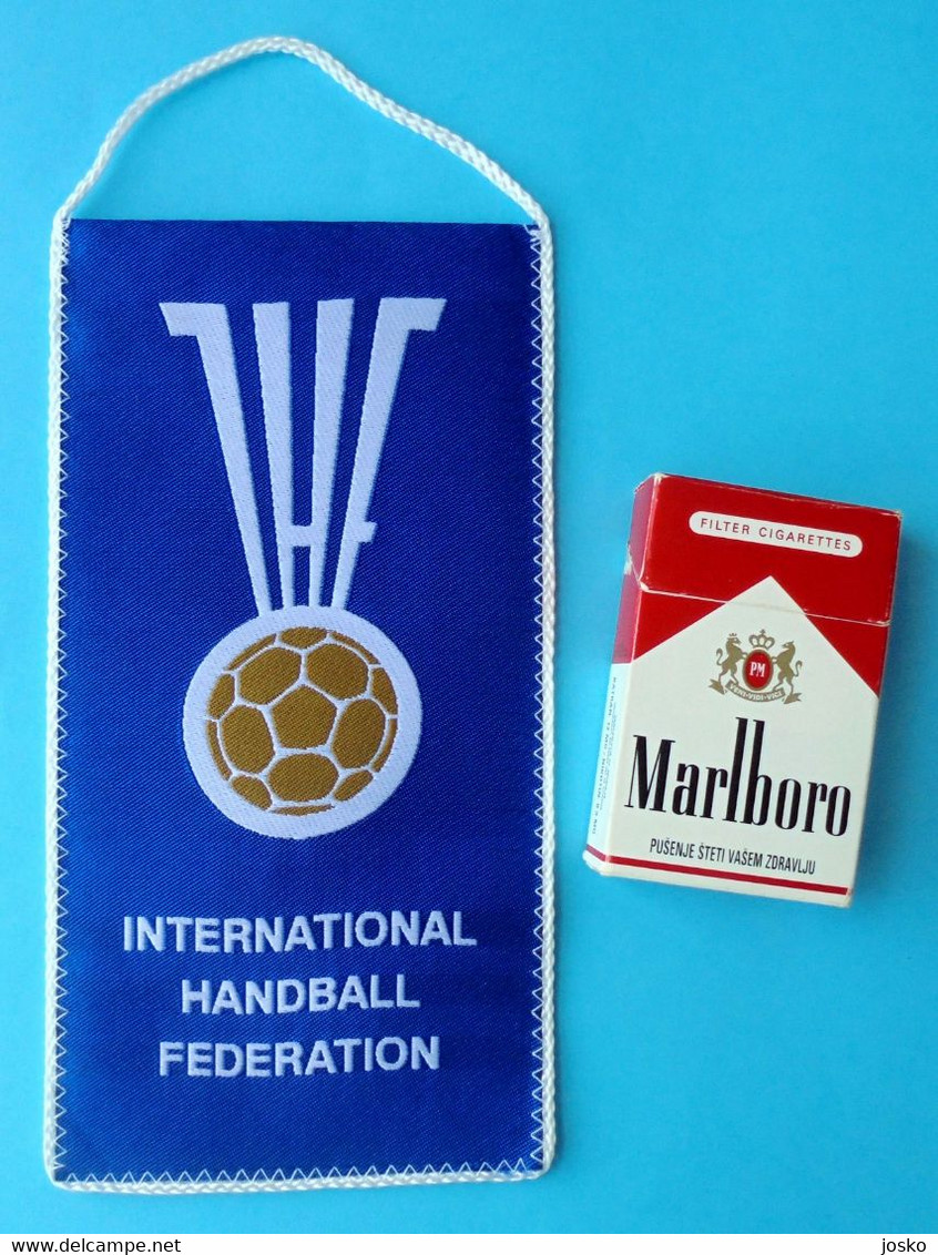 INTERNATIONAL HANDBALL FEDERATION - Official Larger Pennant * Hand-ball Balonmano Pallamano Association Union - Handbal