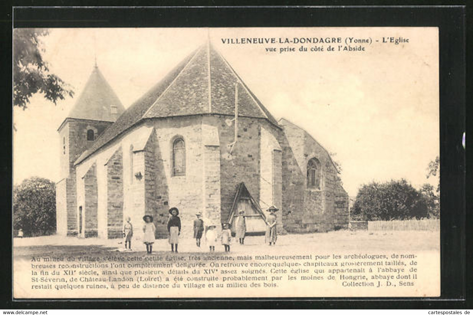 CPA Villeneuve-la-Dondagre, L`Eglise Vue Prise Du Côté De L`Abside - Villeneuve-la-Dondagre