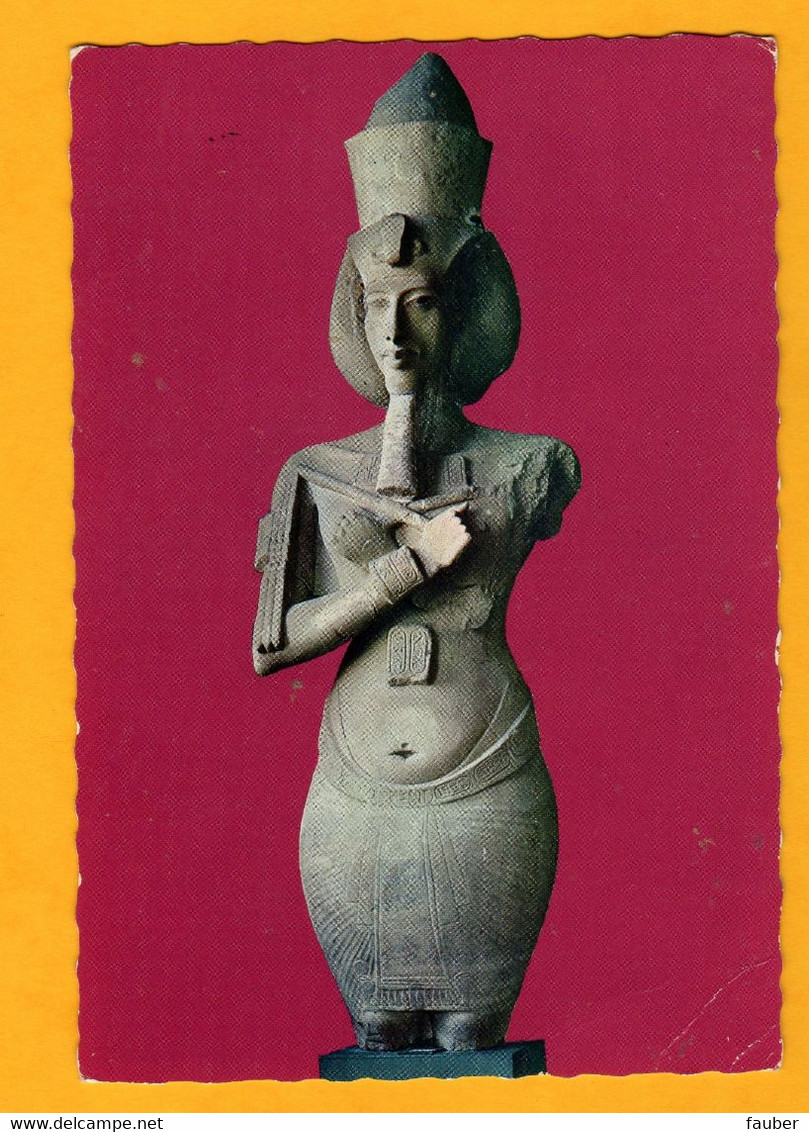 Musée Du Caire  Statue Colossal Du Roi Iktounaton  18ème Dynastie     Edt Dar El Kitab El Guedid - Museos