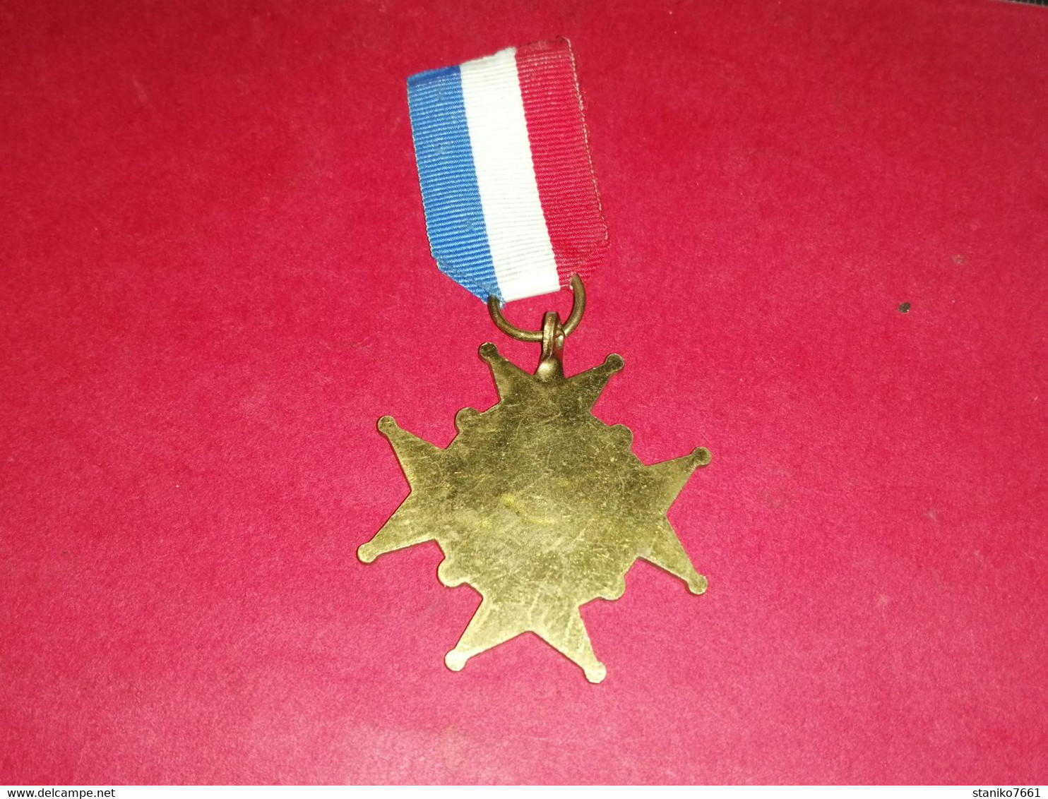 Médaille Française De Récompense à Identifiée Non Nettoyée - Professionali / Di Società