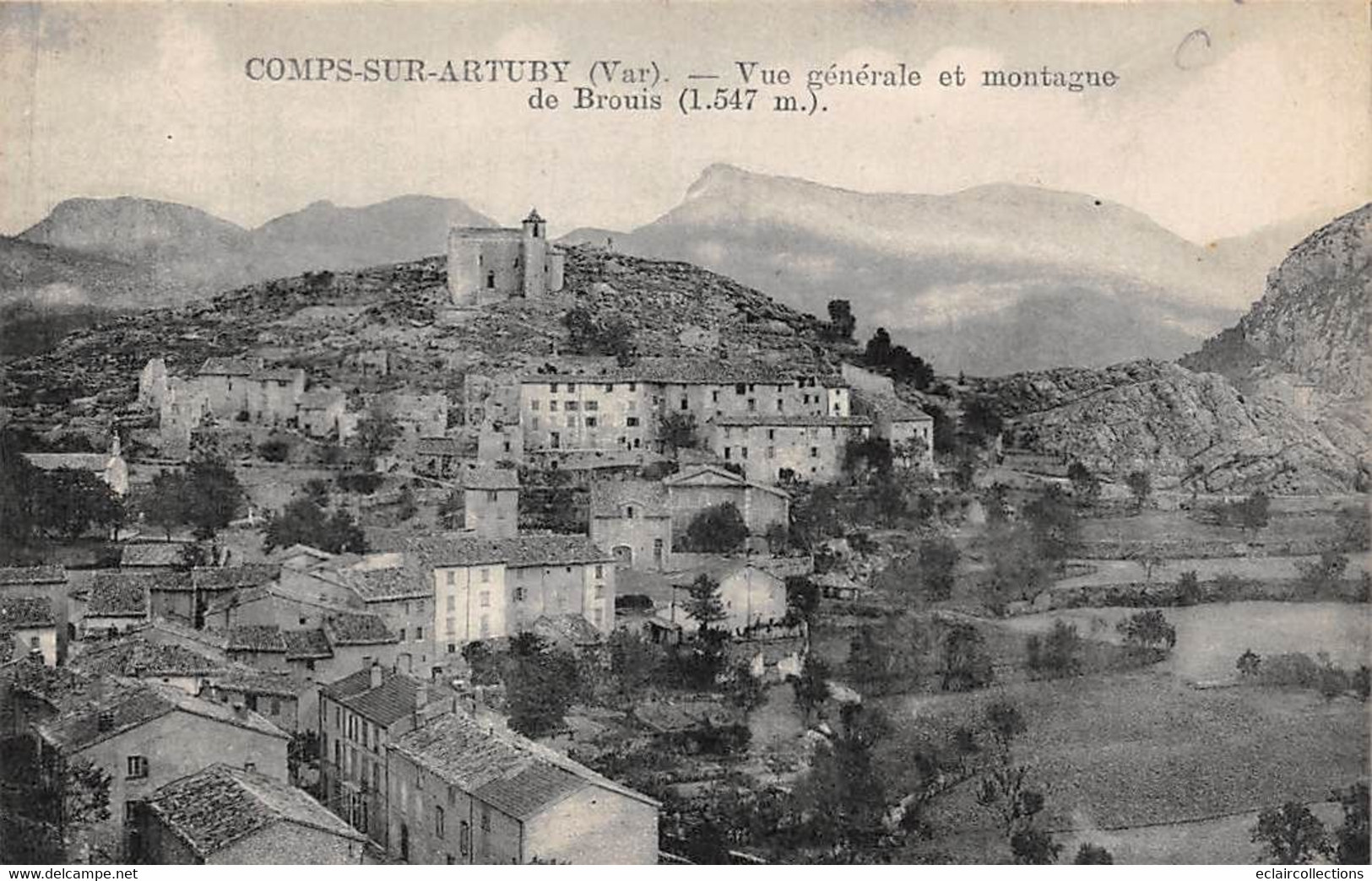 Comps Sur Artuby        83         Vue Générale Et Montagne De Brouis.      ( Voir Scan) - Comps-sur-Artuby