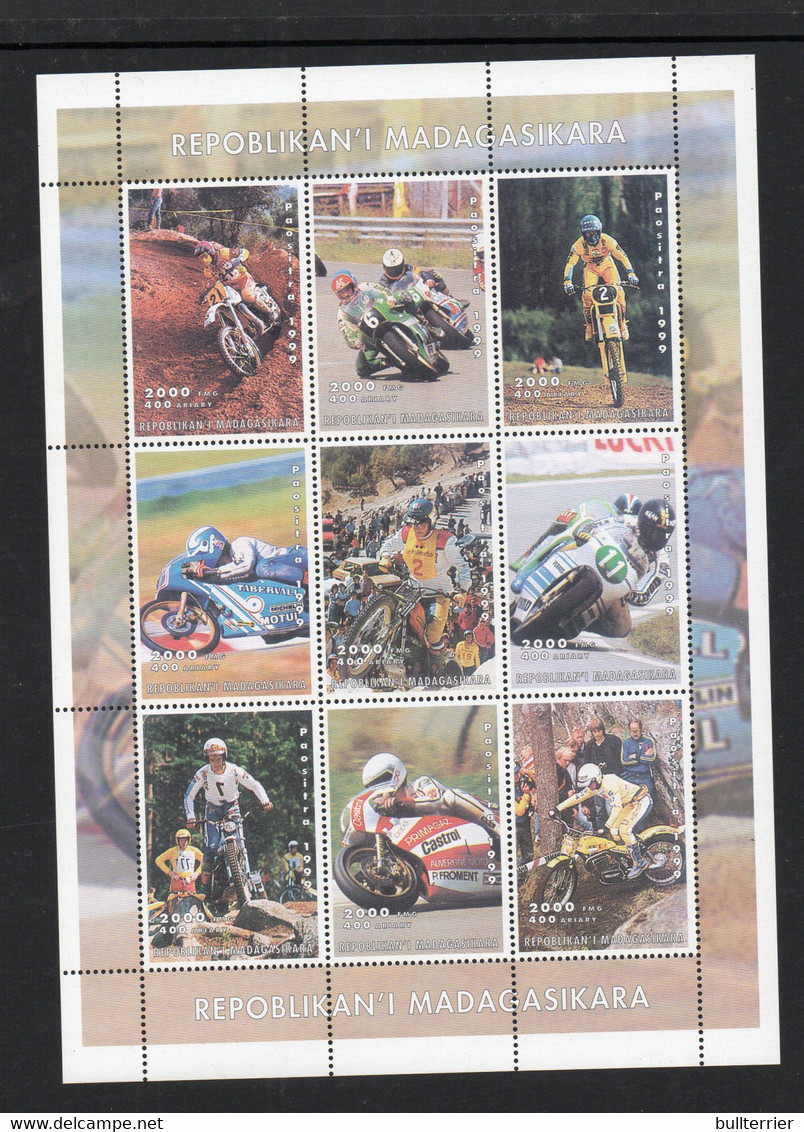 MOTOR CYCLES  - MADAGASCAR - 1999 - MOTORBIKE SPORTS SHEETLET OF  9  MINT NEVER HINGED - Motorfietsen