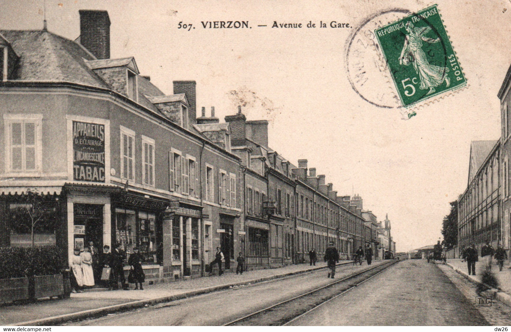 Vierzon (Cher) Avenue De La Gare, Tabac - Edition Th. G. - Carte Animée N° 507 - Vierzon