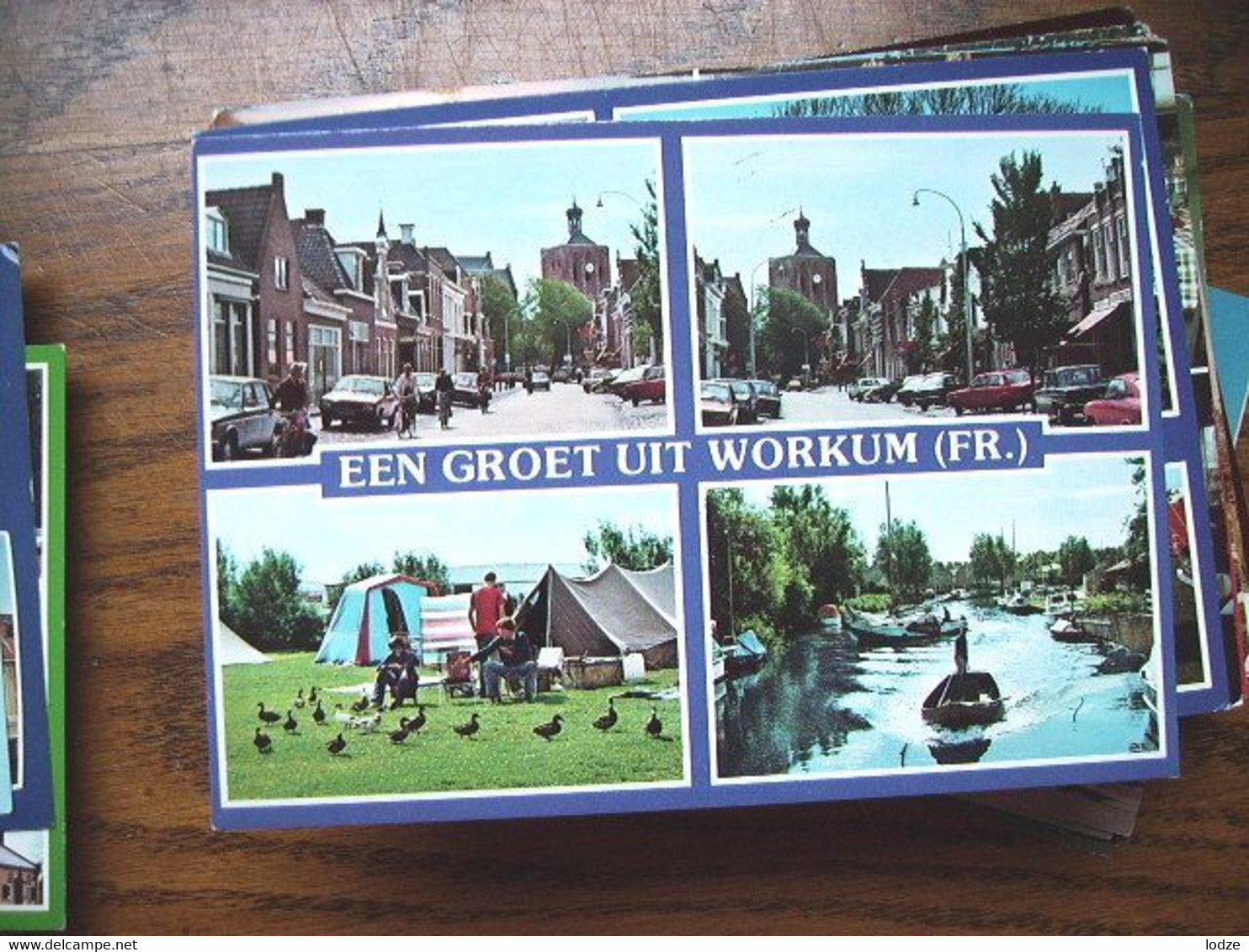 Nederland Holland Pays Bas Workum Met Eenden Voeren Bij Een Tent - Workum