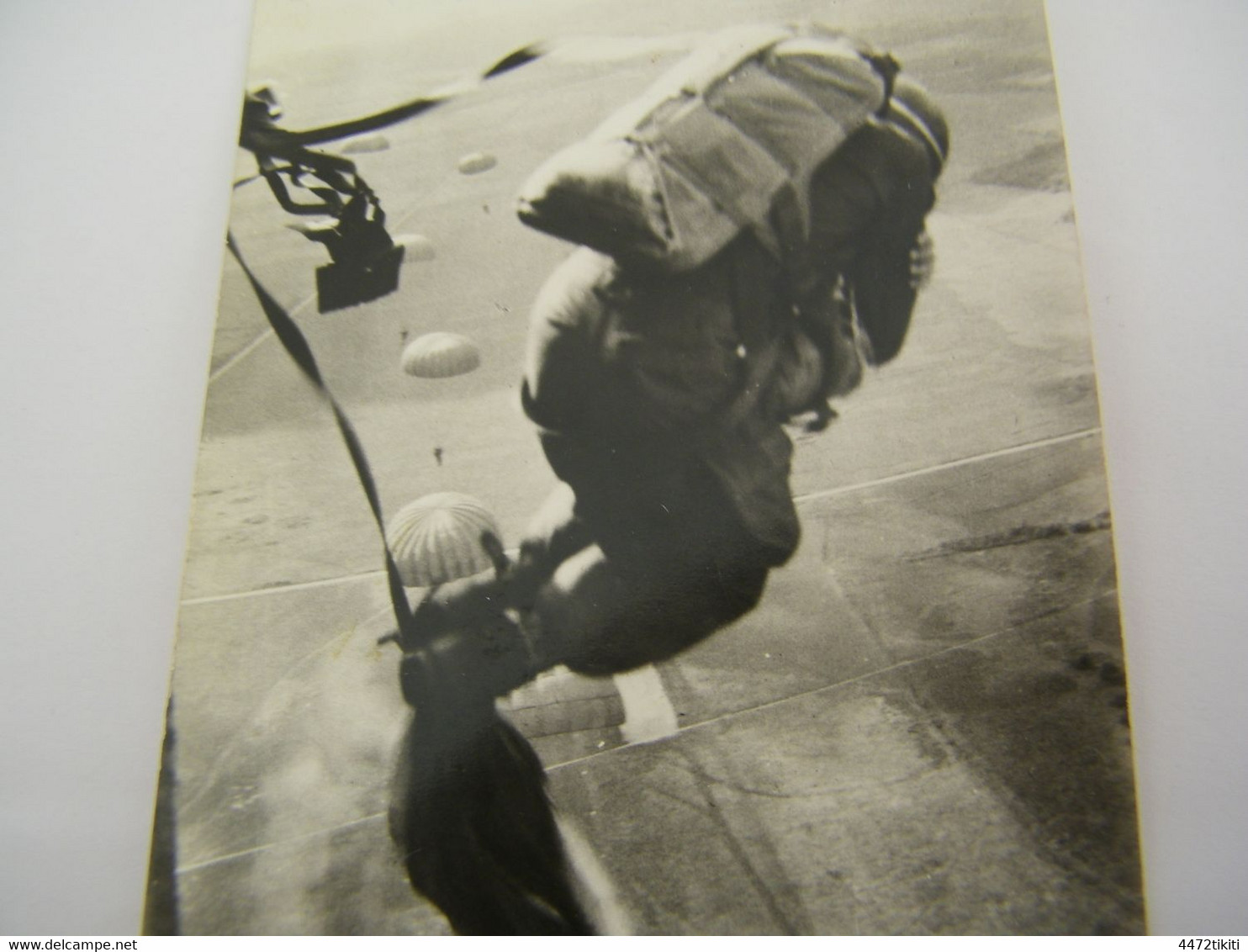 ATTENTION PHOTO - Sport - Aviation - Parachutisme- Parachute - 1940 - SUP (EW 44) - Parachutting