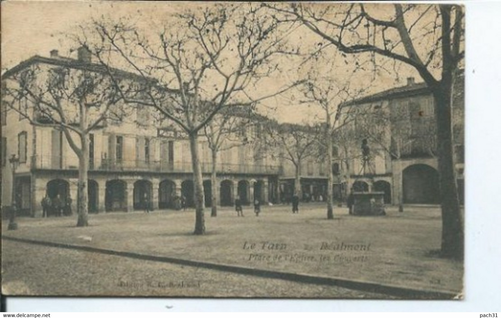 Réalmont  Tarn Place De L'Eglise , Les Couverts - Realmont