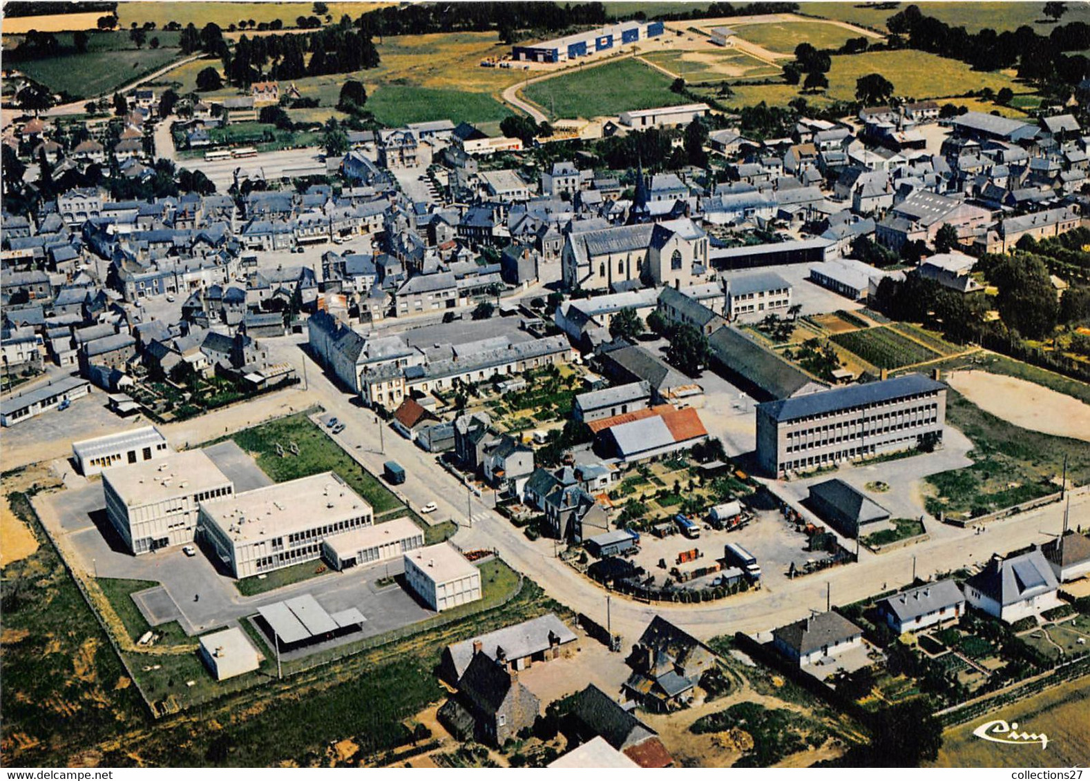 53-MESLAY-DU-MAINE- VUE AERIENNE - Meslay Du Maine