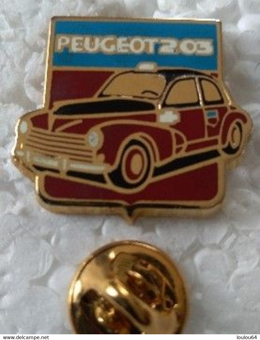 Pin's - Automobiles - Peugeot 203 - Signé HELIUM PARIS - En Parfait état - - Peugeot