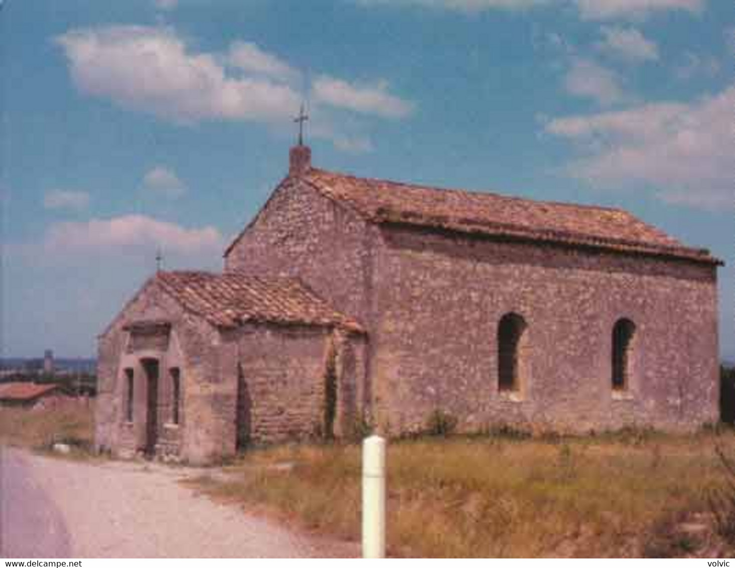 30 - ROQUEMAURE - Chapelle ST-Joseph - Style Roman - CPM - Roquemaure