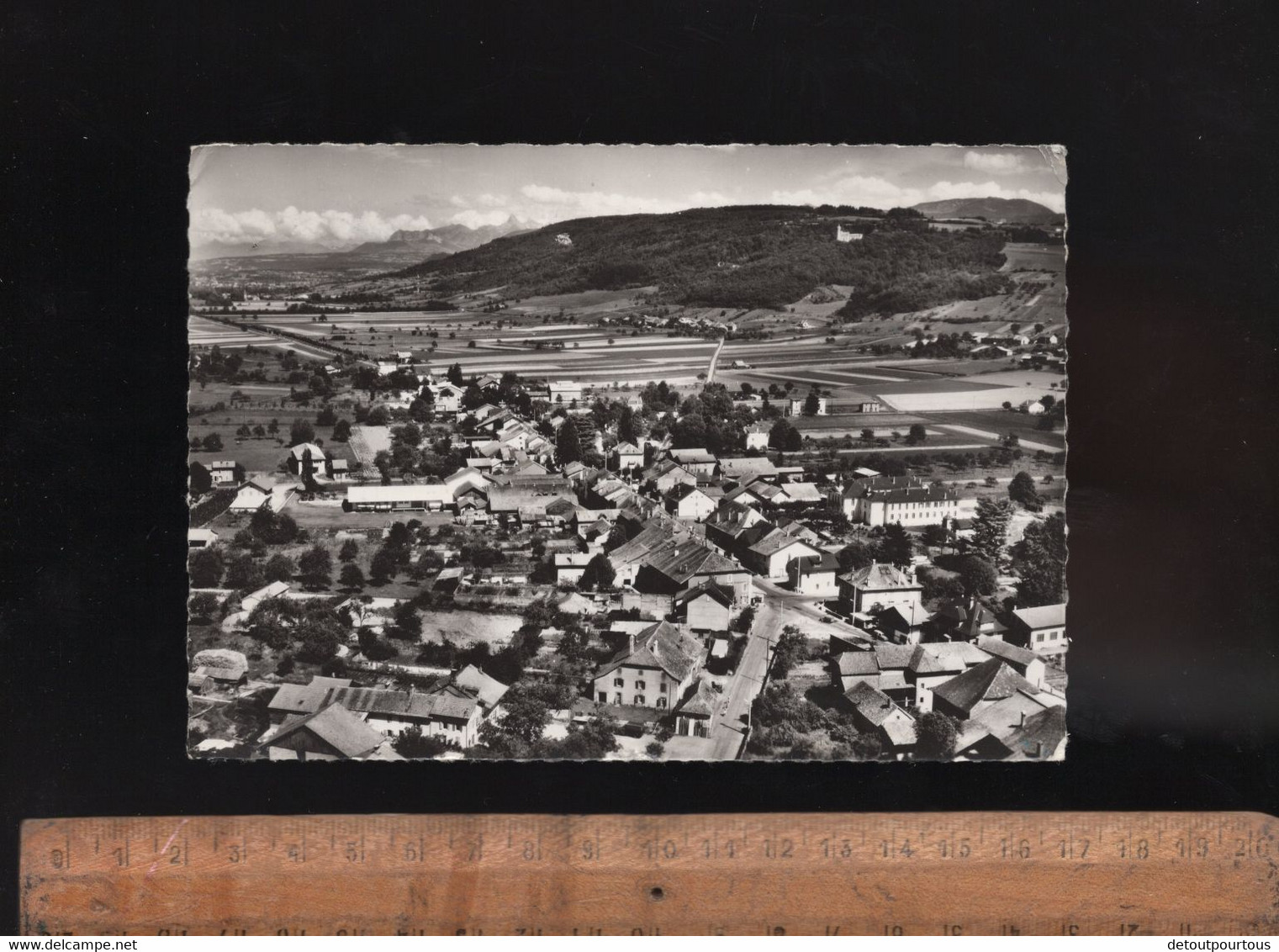 DOUVAINE HAute Savoie 74 : Vue Générale Aérienne Sur La Ville Avec Le Chateau De Thenieres - Douvaine