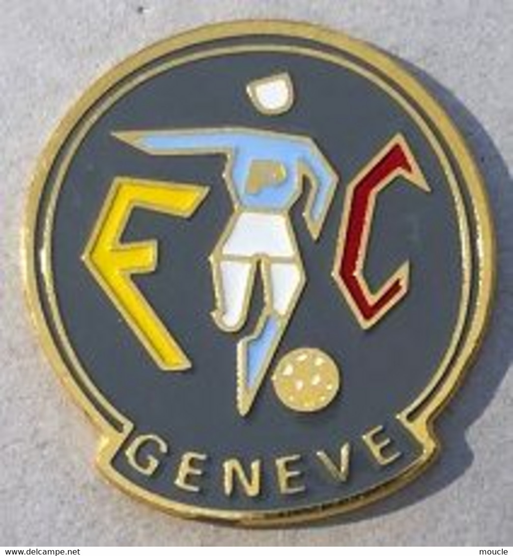 FOOTBAL CLUB POLICE GENEVE - SOCCER - POLIZEI - FUSSBALL - POLICIA - CALCIO -FOOT - FOND GRIS -               (ROSE) - Polizia