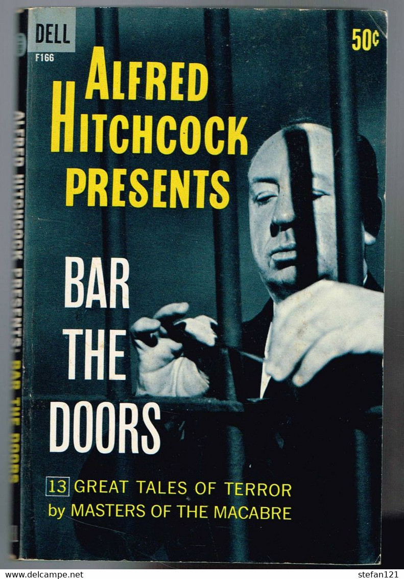 Bar The Doors - Akfred Hitchcock - 1962 - 192 Pages 16,2 X 10,7 Cm - 1950-Oggi