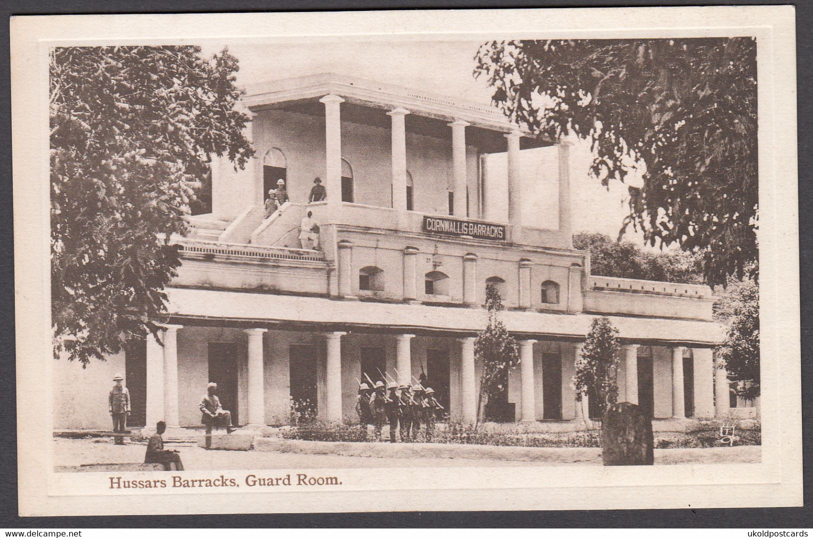 INDIA,   BANGALORE Hussars Barracks, Guard Room (Cornwall's Barracks) - Tuck's Postcard - India