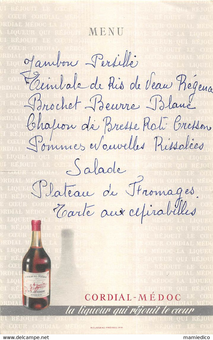 Lot d'environ 43 menus divers. Etat très correct