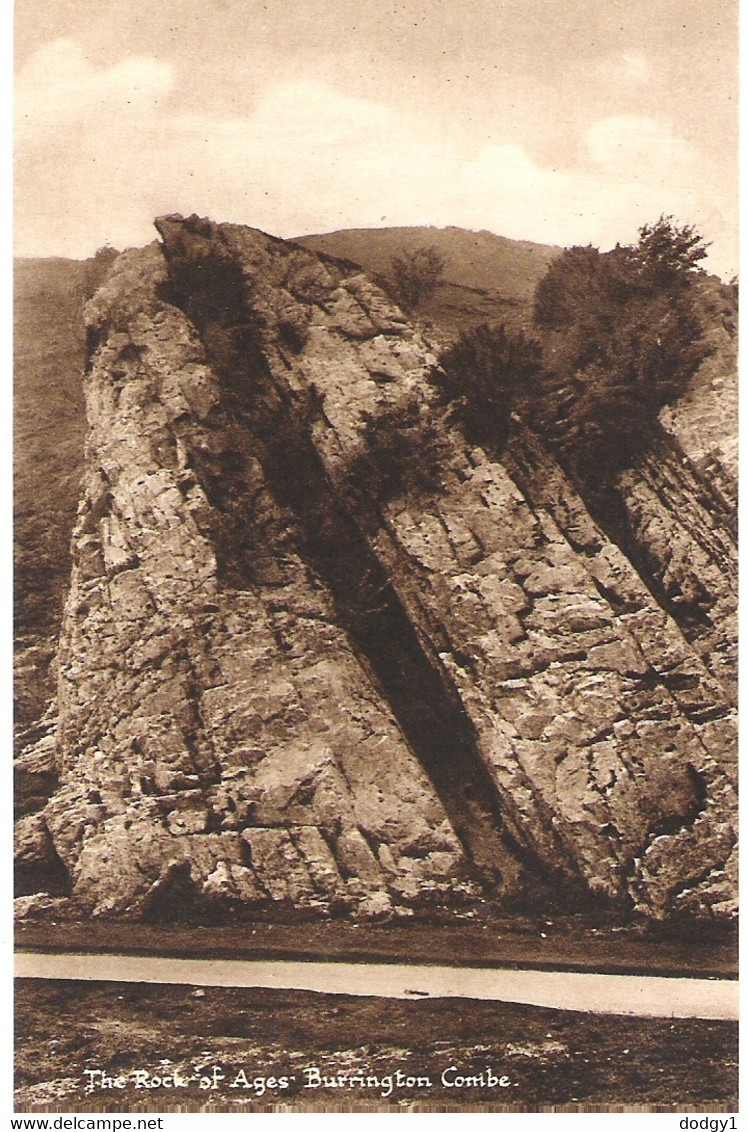 THE ROCK OF AGES, BURRINGTON COMBE, SOMERSET, ENGLAND. UNUSED POSTCARD F1 - Cheddar