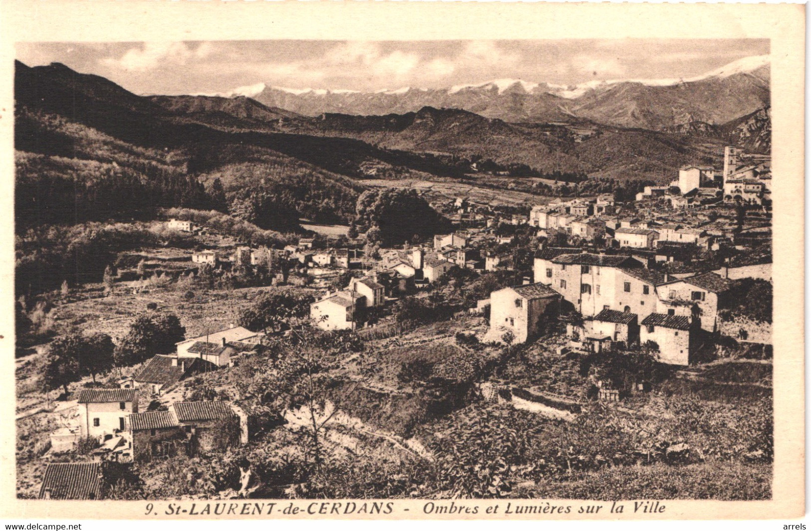 FR66 SAINT LAURENT DE CERDANS - édition COLL - Photo SAQUER - 9 - Ombres Et Lumière Sur La Ville - Belle - Other & Unclassified