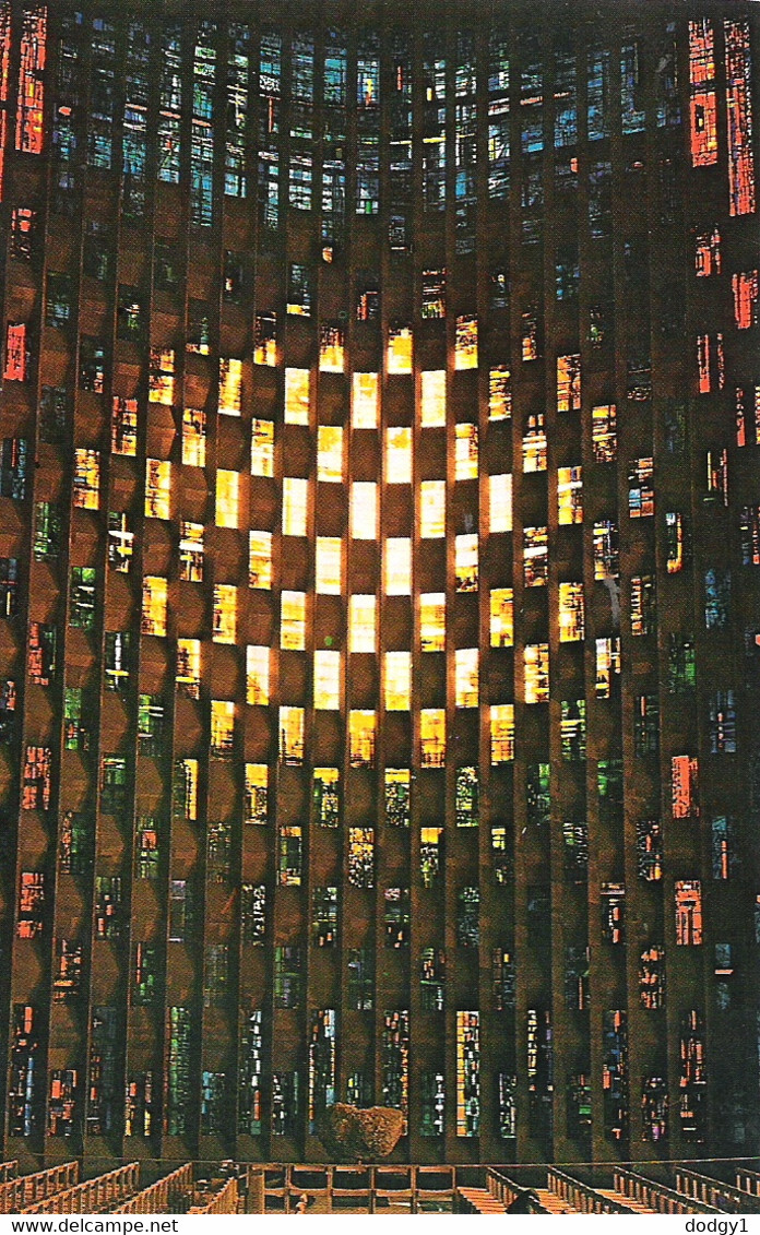 PIPER WINDOW, COVENTRY CATHEDRAL, COVENTRY, WARWICKSHIRE, ENGLAND. UNUSED POSTCARD Fd1 - Coventry
