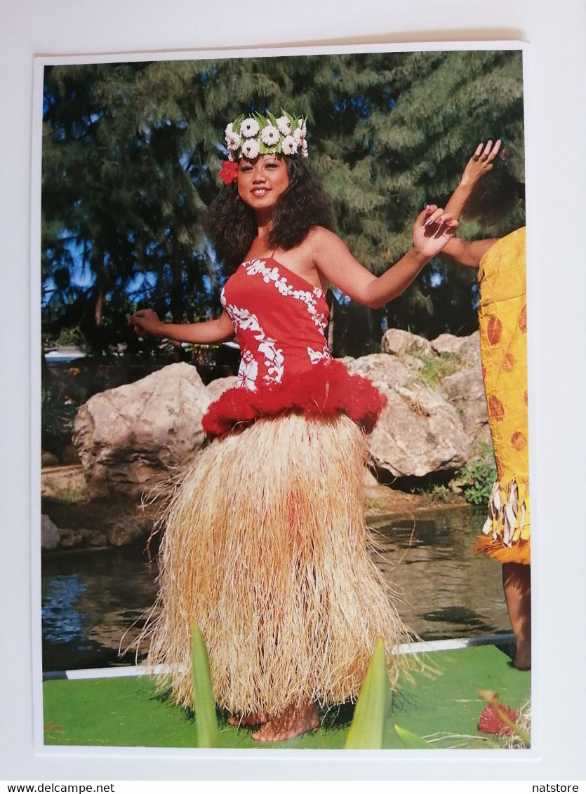 PRINTED IN JAPAN.. USA..VINTAGE   POSTCARD..BEAUTIFUL DANCER OF TAHITI..POLYNESIAN CULTURAL CENTER - Hawaï