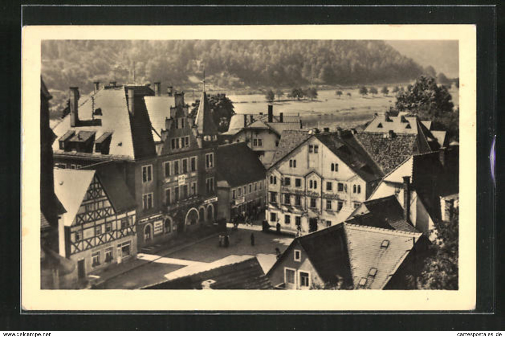 AK Wehlen / Sächs. Schweiz, Blick Auf Den Ort Vom Schlossberg Aus Gesehen - Wehlen