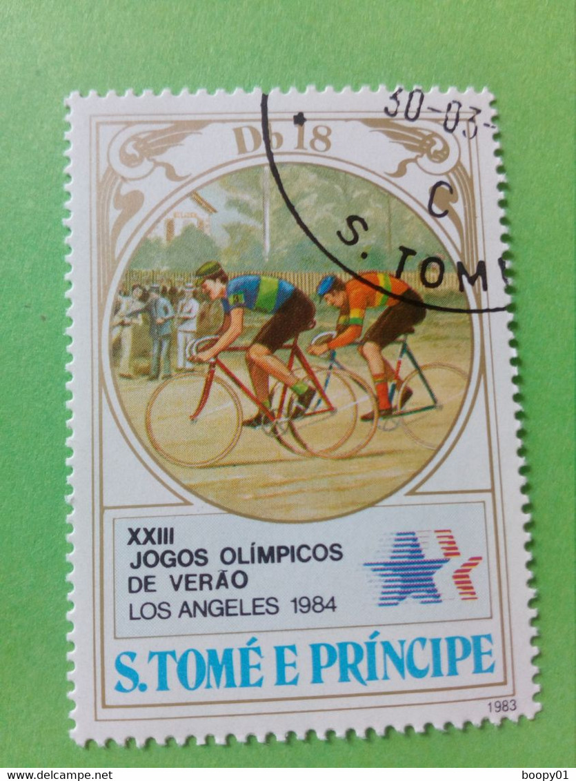 SAO TOME E PRINCIPE - Saint-Thomas Et Prince - Timbre 1983 : Sports - XXIIIe JO De Los Angeles '84 - Course Cycliste - São Tomé Und Príncipe