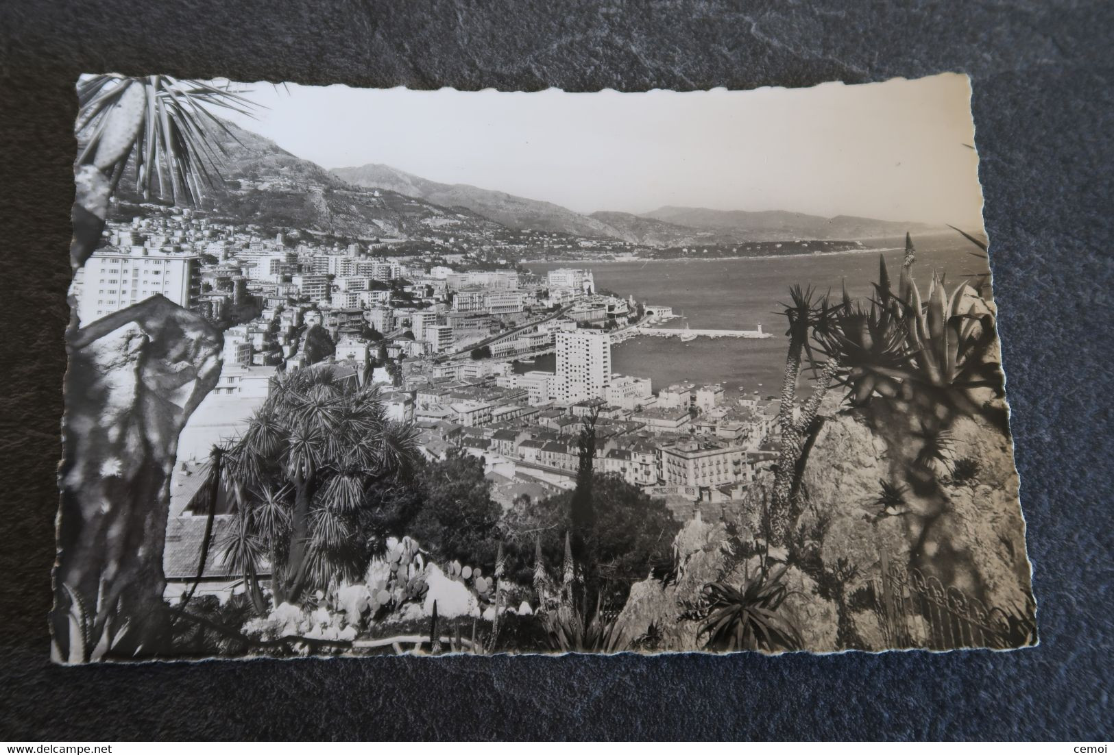 Lot De 2 CPSM - Monaco Et Monte-Carlo Avec Les Timbres 1937 - 1960 - Sammlungen & Lose
