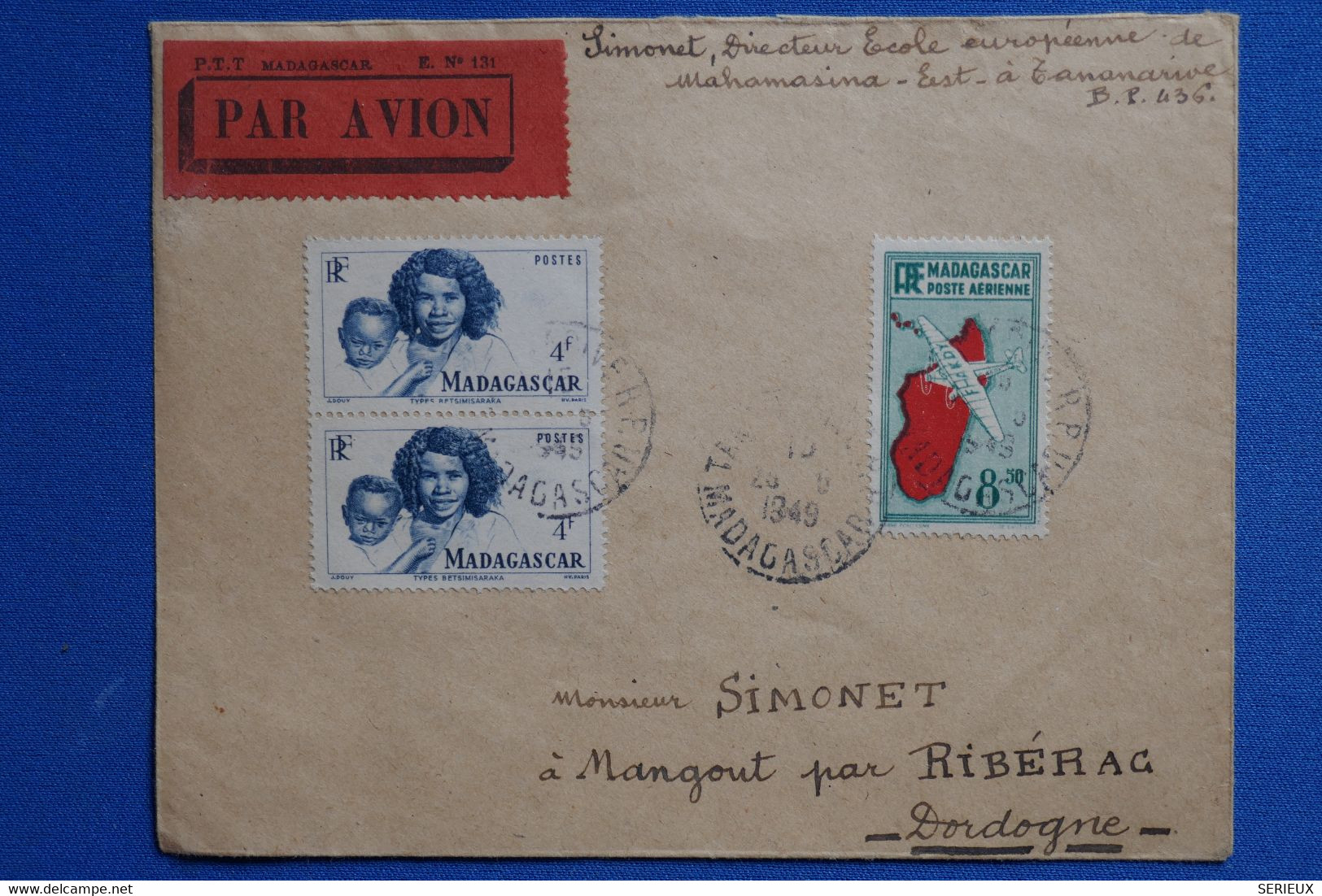 S7 MADAGASCAR BELLE LETTRE 1949 TANANARIVE POUR RIBERAC+ PAIRE DE T.P + AFFRANCH INTERESSANT - Luchtpost