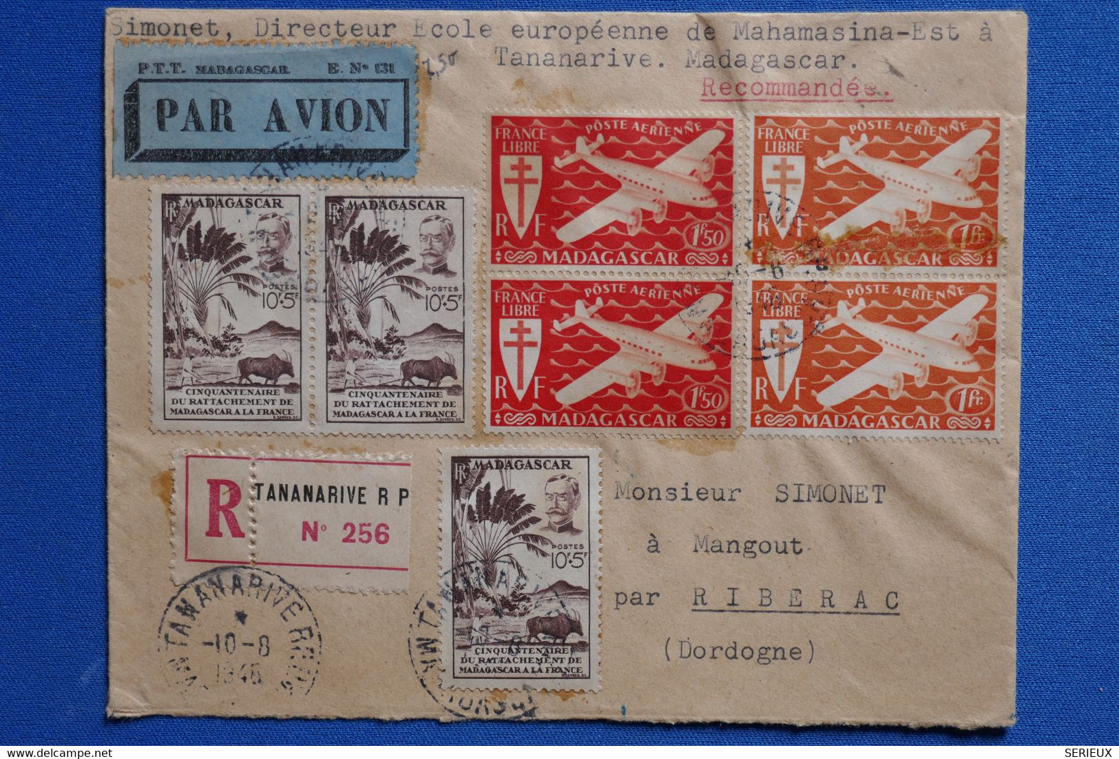 S7 MADAGASCAR BELLE LETTRE RECOM. 1945 TANANARIVE POUR RIBERAC+ PAIRES DE T.P + AFFRANCH INTERESSANT - Aéreo