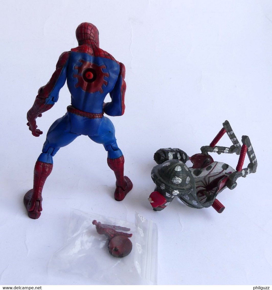 FIGURINE TOY BIZ 2002 SPIDER-MAN + 1 ACCESSOIRE CASSE Et Une Main Amovible - Marvel Herös