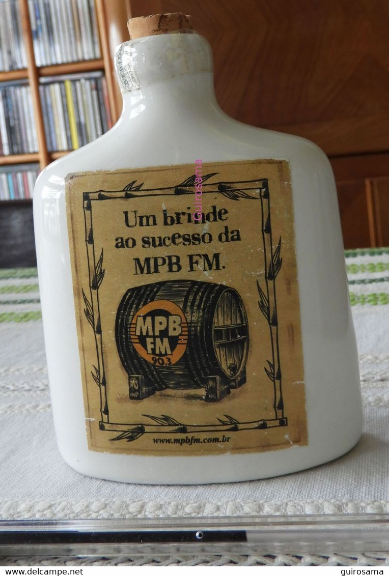 Flasque Pour Aguardente Sitio MC Da Boa Vista, Barroso, MG, Engarrafado Especialmente Para MPB FM 90,3 -  2001 Brésil - Andere & Zonder Classificatie