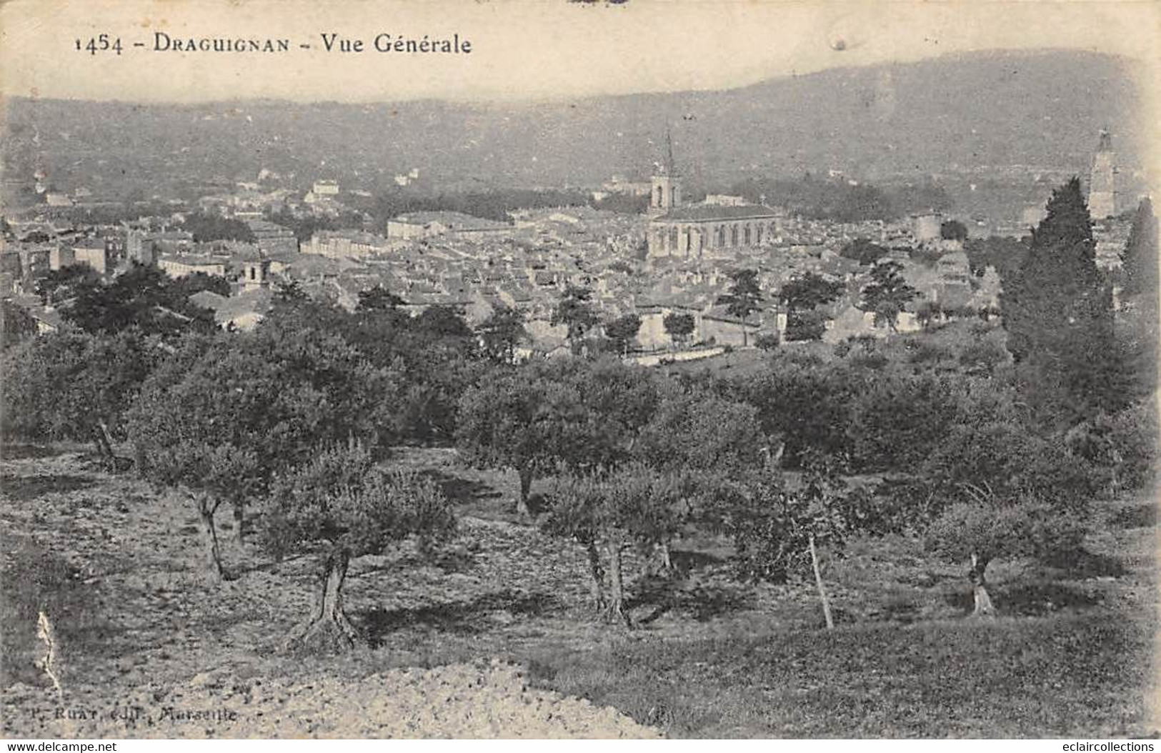 Draguignan        83        Vue Générale   N° 1454     (voir Scan) - Draguignan