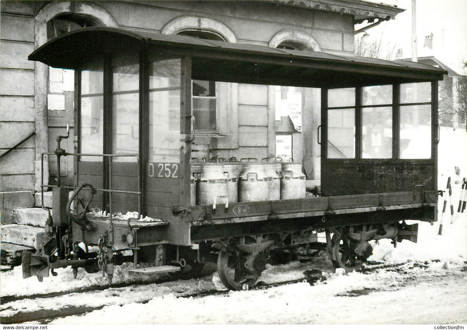 CPSM SUISSE "Savigny " TRAIN / TRAMWAY - Savigny