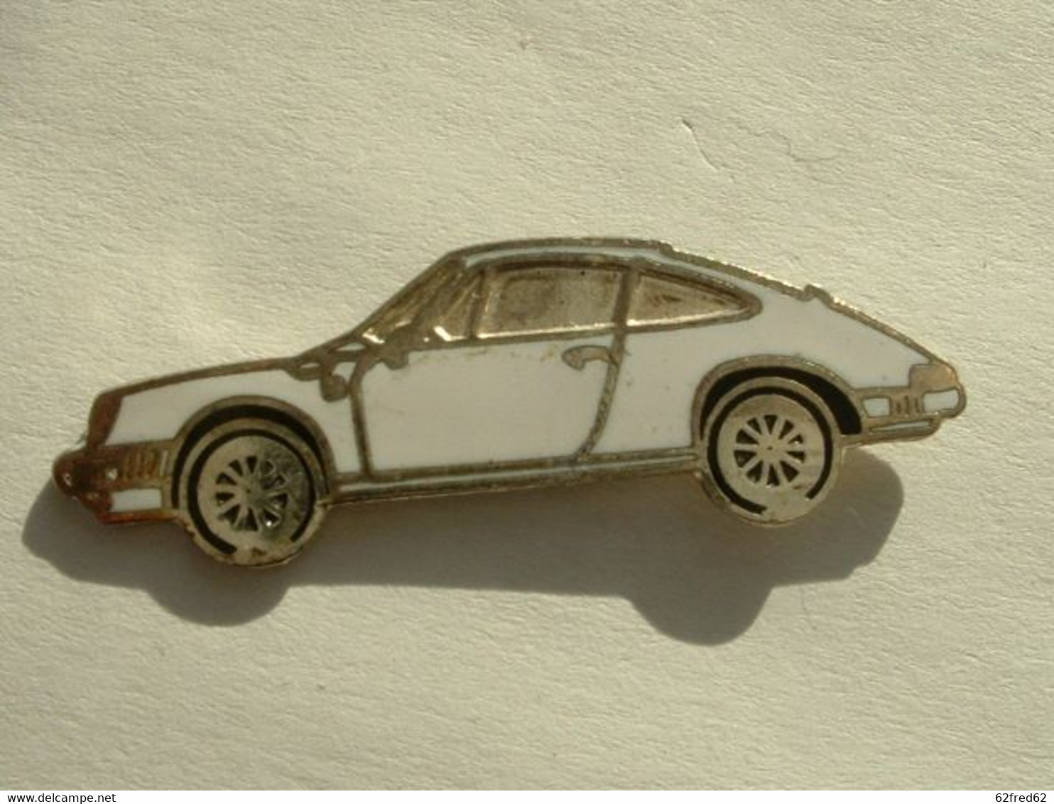 Pin's PORSCHE 911 BLANCHE - Porsche