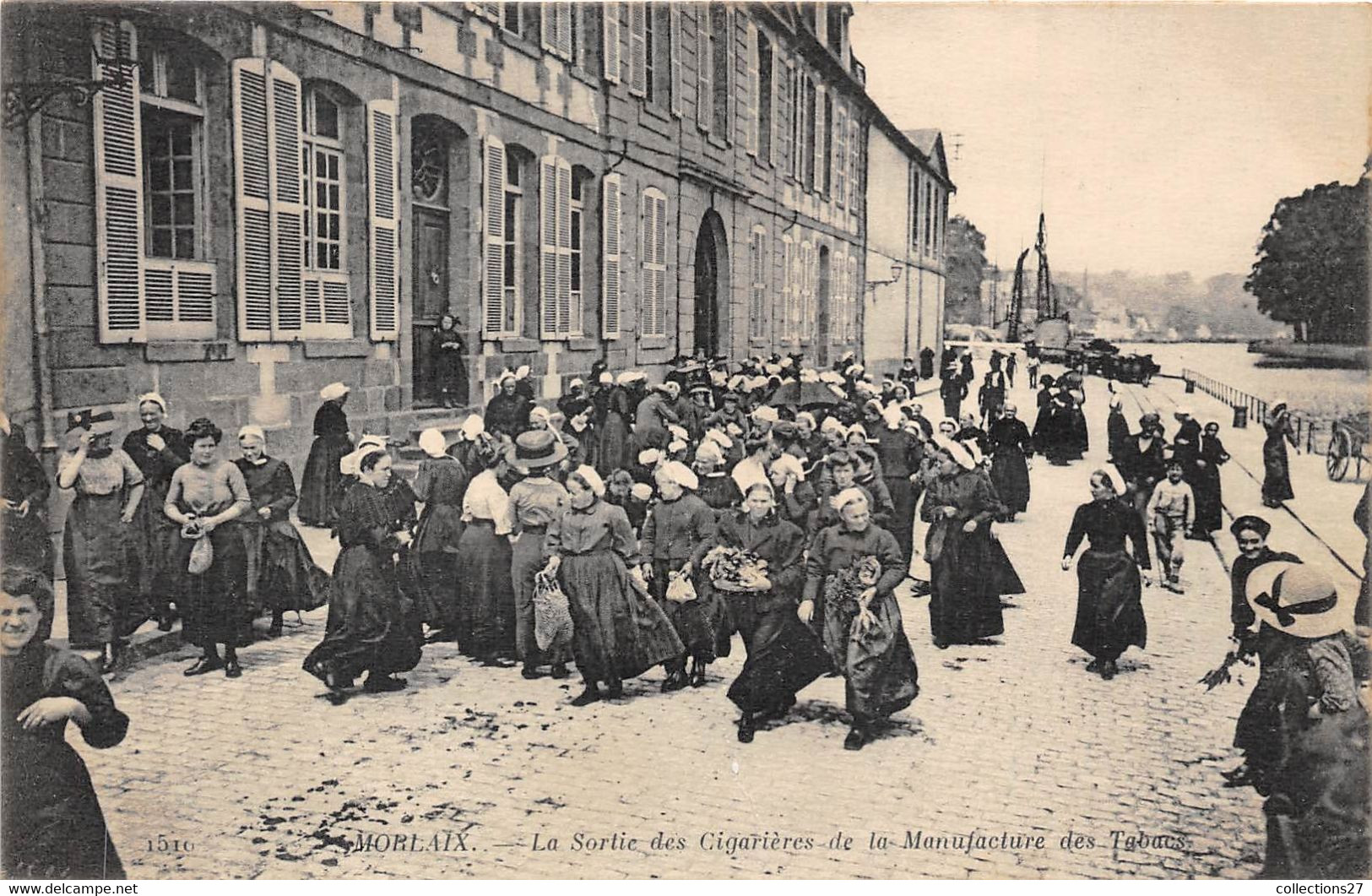 29-MORLAIX- LA SORTIE DES CIGARIERES DE A MANUFACTURE DES TABACS - Morlaix