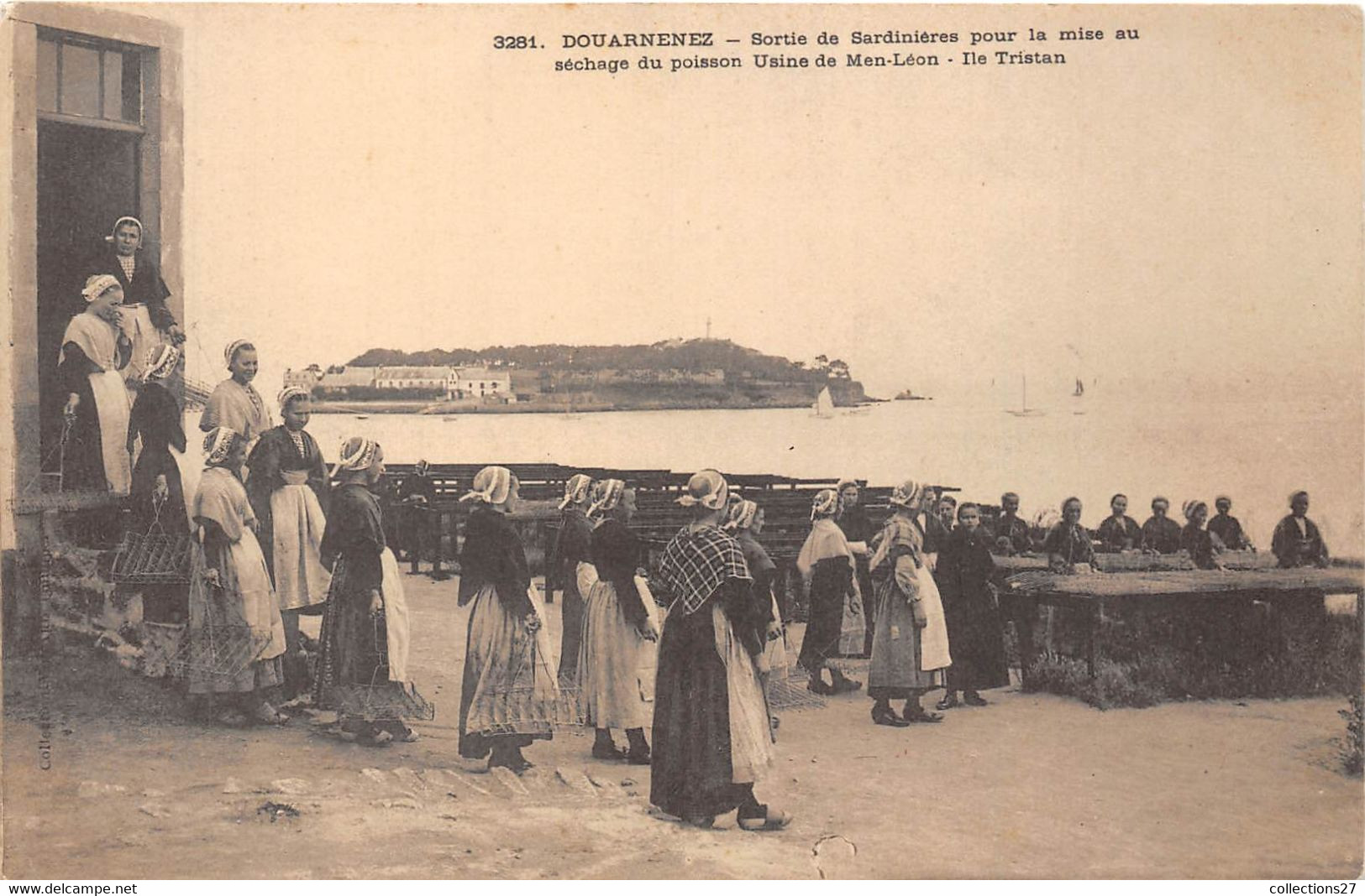 29-DOUARNENEZ- SORTIE DE SARDINIERES POUR LA MISE AU SECHAGE DU POISSON USINE DE MEN-LEON, ILE TRISTAN - Douarnenez