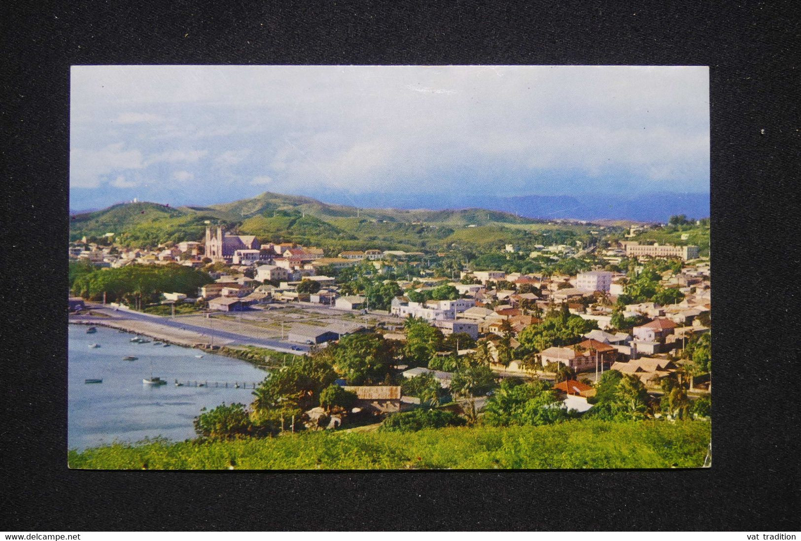 NOUVELLE CALÉDONIE - Affranchissement De Nouméa Sur Carte Postale En 1960 Pour La France - L 97737 - Briefe U. Dokumente