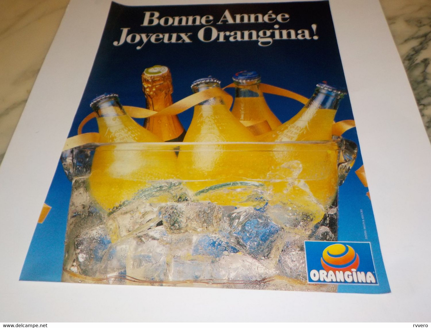 ANCIENNE PUBLICITE BONNE ANNEE JOYEUX ORANGINA  1988 - Posters