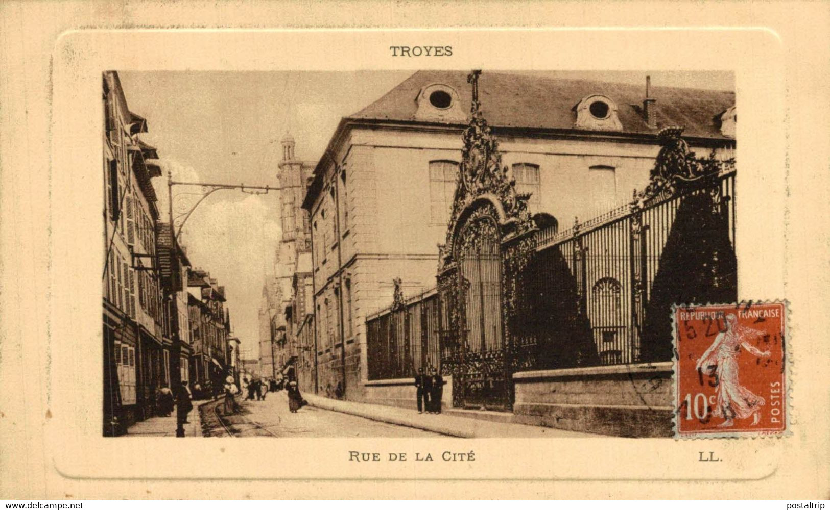 Troyes Rue De La Cité  10Aube France Frankrijk Francia - Troyes