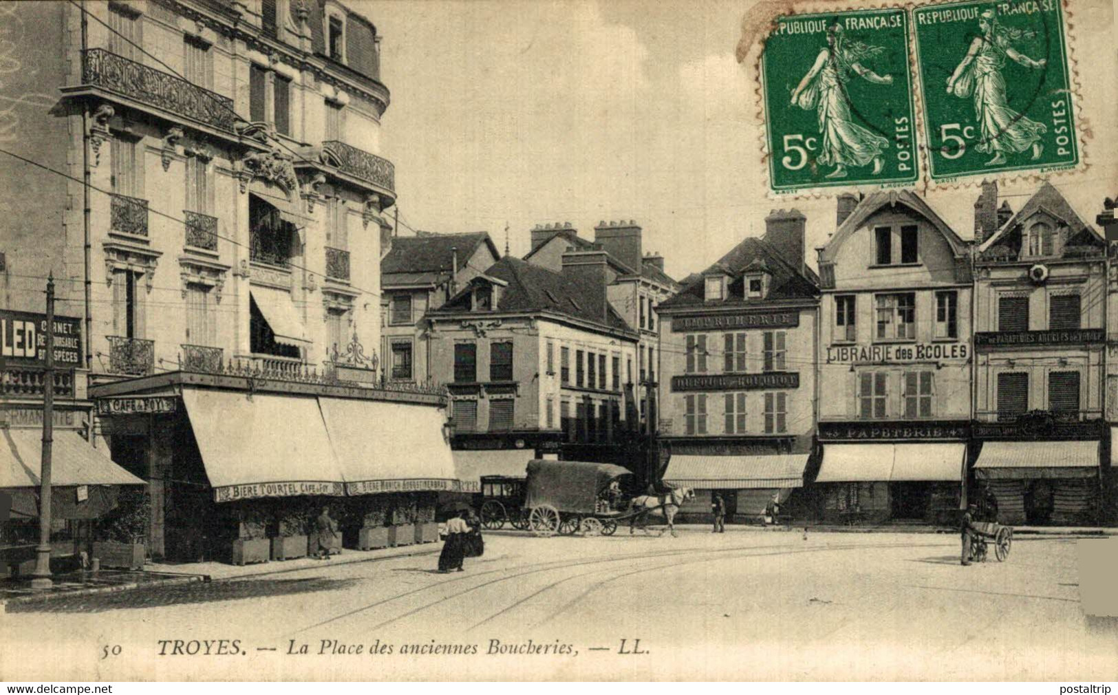 Troyes  La Place Des Anciennes Boucheries  10Aube France Frankrijk Francia - Troyes