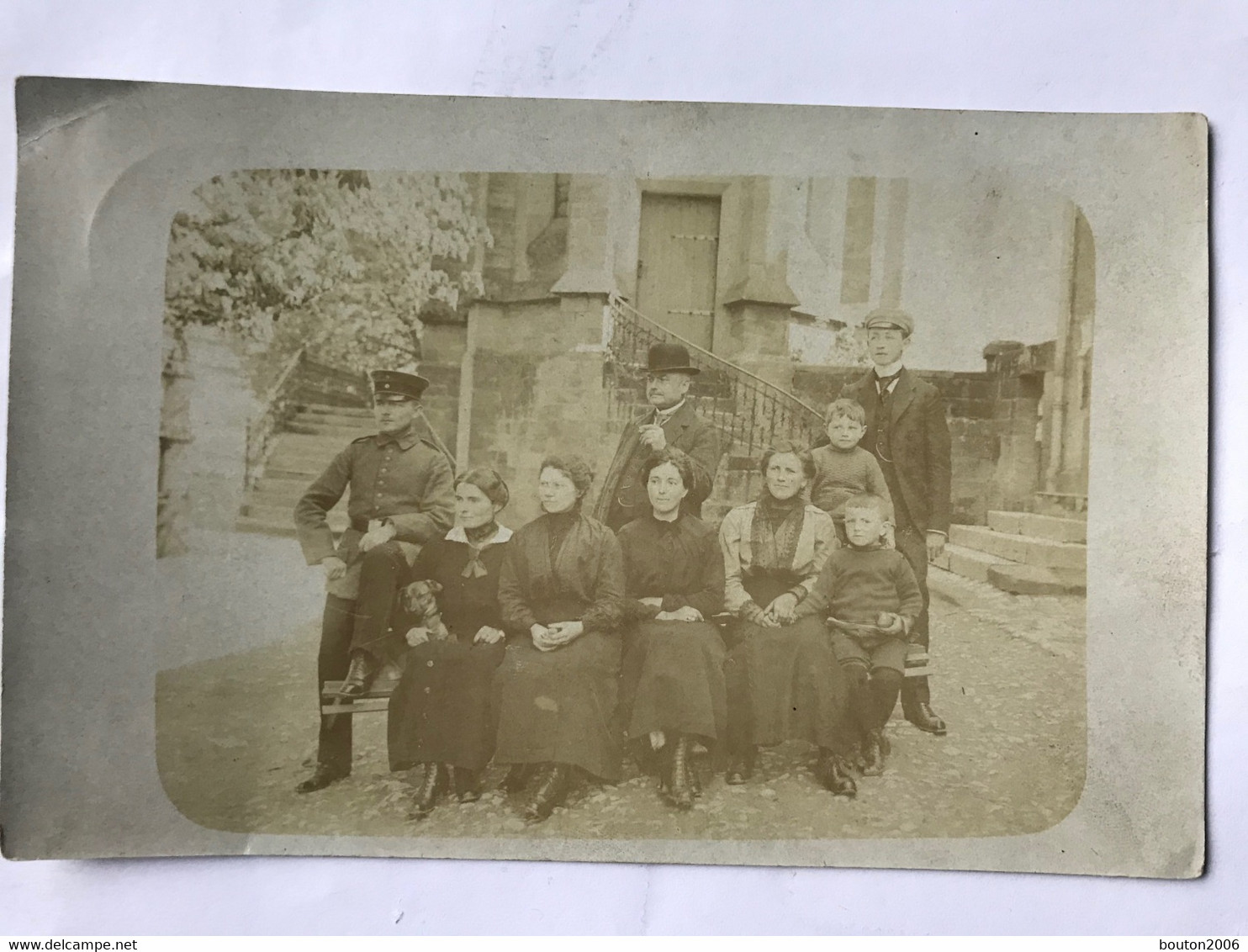 Oeting 1916 WW1 Militaire Avec Sa Famille Devant L'église Près Freyming Merlebach Forbach Sarreguemines ARS-sur-Moselle - Forbach